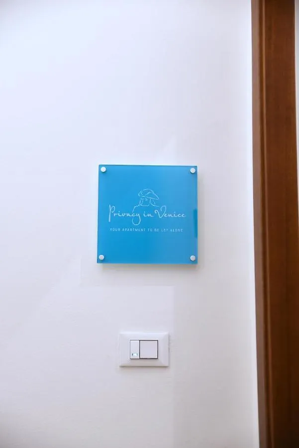 Privacy In Venice - Your Apartment To Be Let Alone Italien